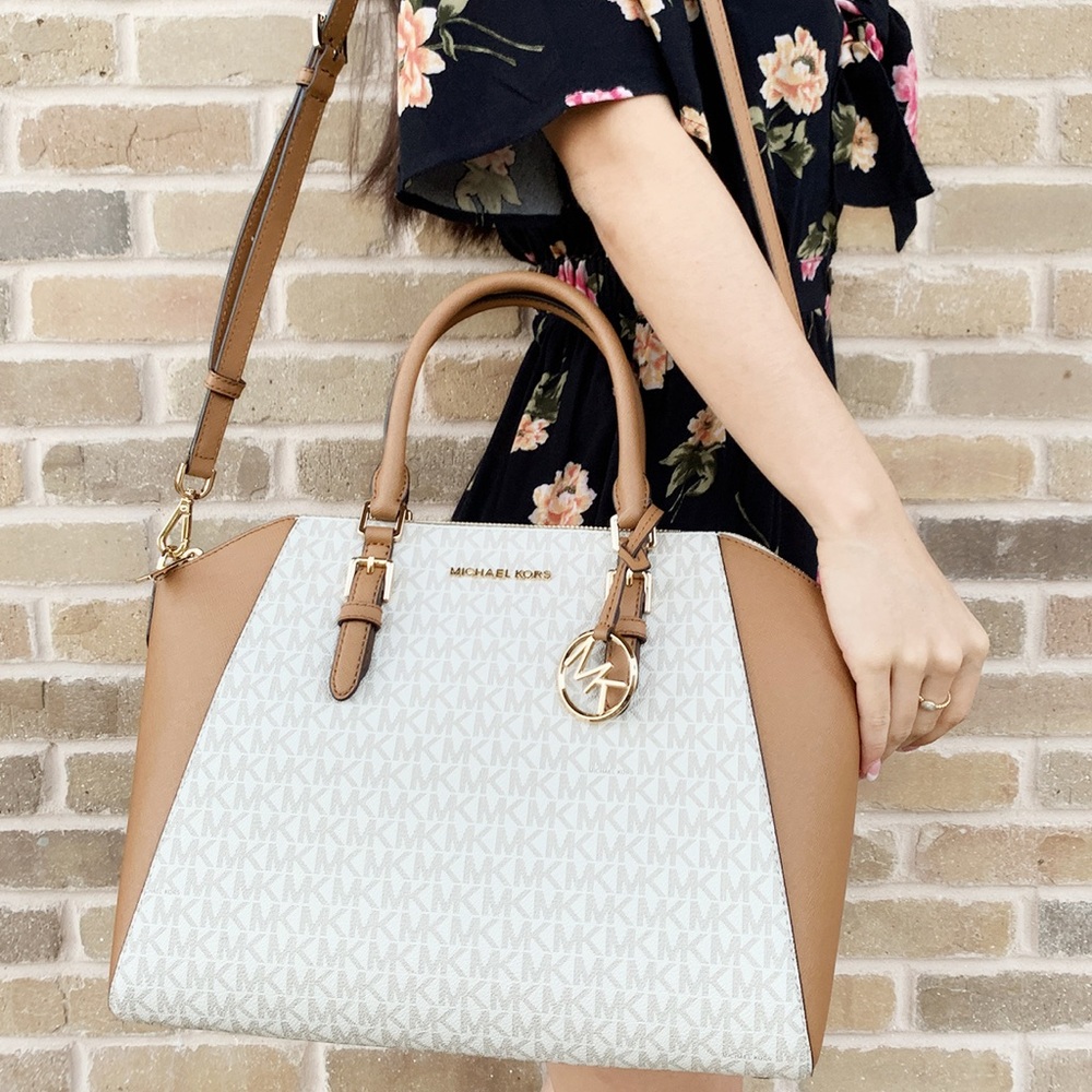Michael Kors large Signature vanilla MK Satchel